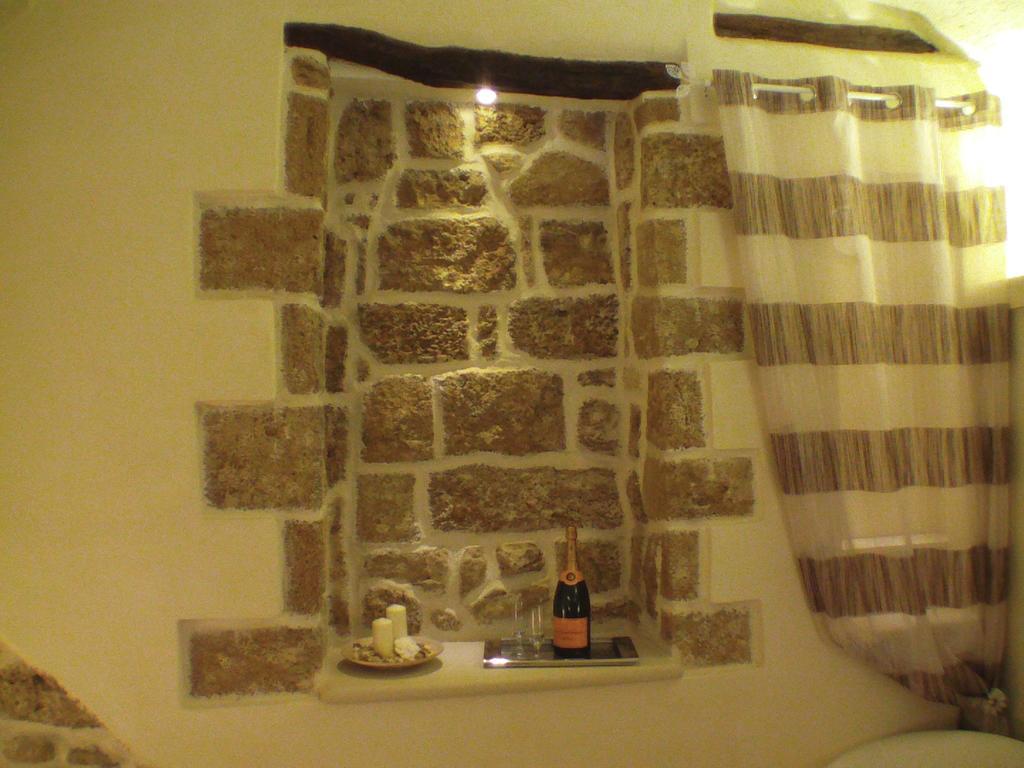 La Grotta Bed & Breakfast Mesagne Exterior foto
